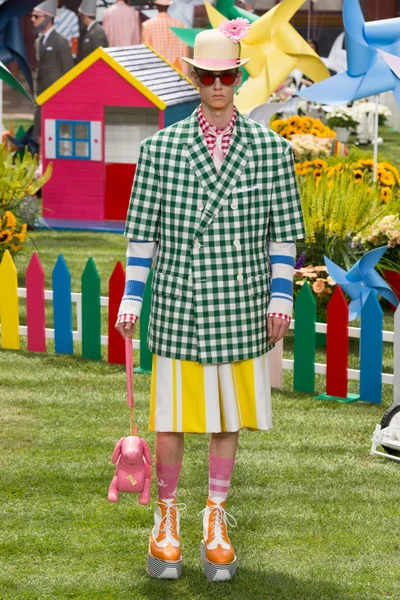 Look 23